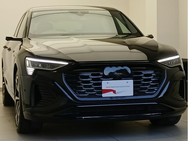 Ｑ８スポーツバック ｅ－トロン ５５ｅ－トロンクワトロ　Ｓライン　デジタルマトリクスＬＥＤヘッドライト　サイレンスパッケージバーチャルエクステリアミラー　インテリアパッケージ　アルミホイール　Ａｕｄｉ　ｒｉｎｇｓ　＆　ブラックスタイリングパッケージ（18枚目）