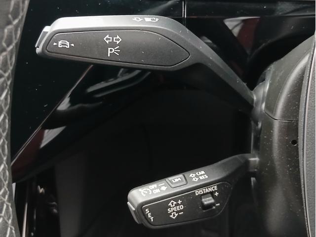 Ｑ８スポーツバック ｅ－トロン ５５ｅ－トロンクワトロ　Ｓライン　デジタルマトリクスＬＥＤヘッドライト　サイレンスパッケージバーチャルエクステリアミラー　インテリアパッケージ　アルミホイール　Ａｕｄｉ　ｒｉｎｇｓ　＆　ブラックスタイリングパッケージ（43枚目）