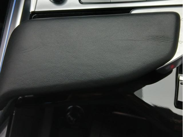 Ｑ８スポーツバック ｅ－トロン ５５ｅ－トロンクワトロ　Ｓライン　デジタルマトリクスＬＥＤヘッドライト　サイレンスパッケージバーチャルエクステリアミラー　インテリアパッケージ　アルミホイール　Ａｕｄｉ　ｒｉｎｇｓ　＆　ブラックスタイリングパッケージ（56枚目）