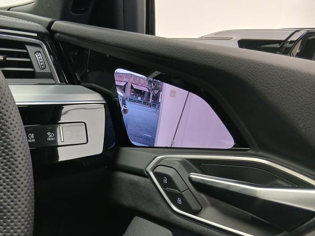 Ｑ８スポーツバック ｅ－トロン ５５ｅ－トロンクワトロ　Ｓライン　デジタルマトリクスＬＥＤヘッドライト　サイレンスパッケージバーチャルエクステリアミラー　インテリアパッケージ　アルミホイール　Ａｕｄｉ　ｒｉｎｇｓ　＆　ブラックスタイリングパッケージ（59枚目）