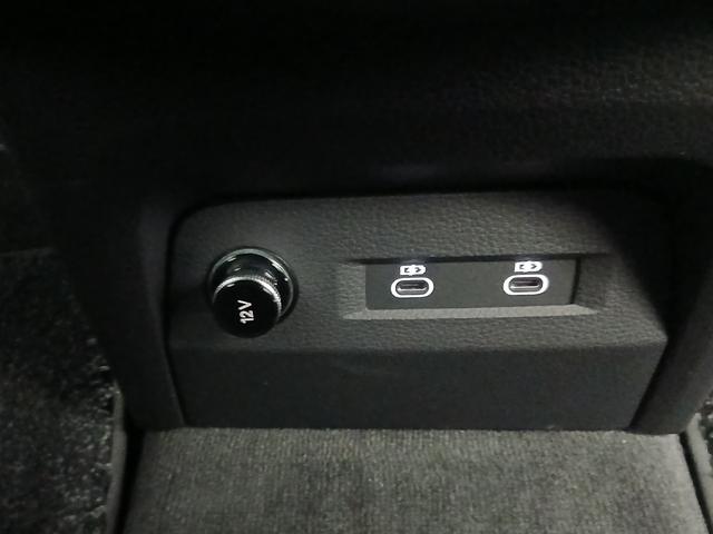 Ｑ８スポーツバック ｅ－トロン ５５ｅ－トロンクワトロ　Ｓライン　デジタルマトリクスＬＥＤヘッドライト　サイレンスパッケージバーチャルエクステリアミラー　インテリアパッケージ　アルミホイール　Ａｕｄｉ　ｒｉｎｇｓ　＆　ブラックスタイリングパッケージ（68枚目）