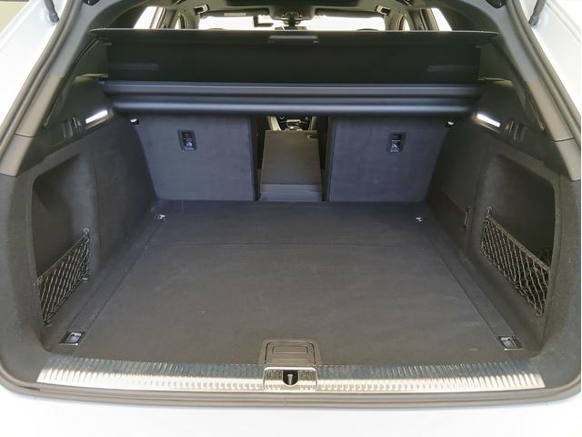 A4アバント 40TDIクワトロ Sライン パノラマサンルーフ コンフォートパッケージ ブラック Audi rings & ブラックスタイリングパッケージ TVチューナー プライバシーガラス S line plus パッケージ(77枚目)