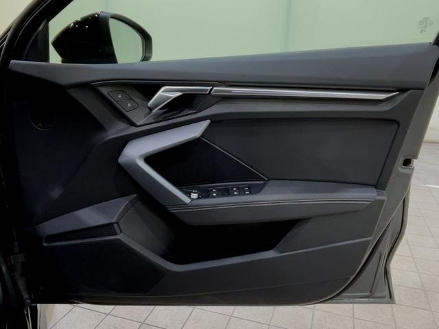 A3 スポーツバック30TFSI Sライン コンビニエンス&アシスタンスパッケージ ナビゲーションパッケージ ブラックAudi rings&ブラックスタイリングパッケージ パノラマサンルーフ S line プラスパッケージ(26枚目)