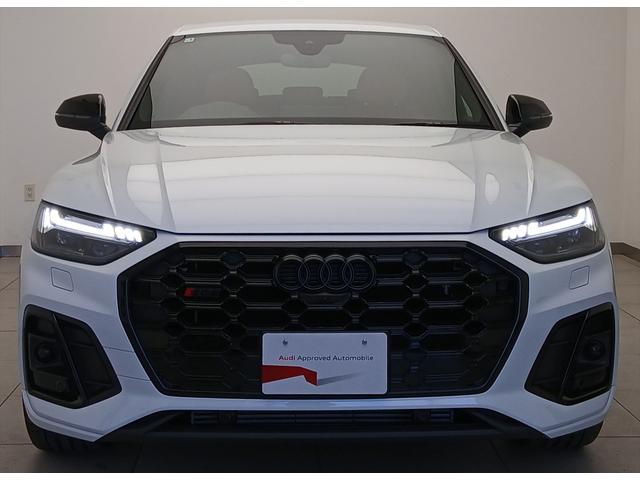 ＳＱ５スポーツバック ベースグレード　レザーパッケージ　アルミホイール　５ツインスポークＶデザインコントラストグレーポリッシュト　　ブラック　Ａｕｄｉ　ｒｉｎｇｓ　＆　ブラックスタイリングパッケージ　　カラードブレーキキャリパー（7枚目）