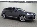 プレミアムSUVモデル「アウディQ7」。初代と比較すると車両重量が最大300kg削減されており、同時に走行抵抗を大幅に減らして、運動性能、燃費効率を改善。