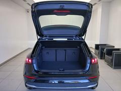 お車をより美しい状態でお乗りいただけるよう、ボディーコーティングも各種取り揃えております！ 6