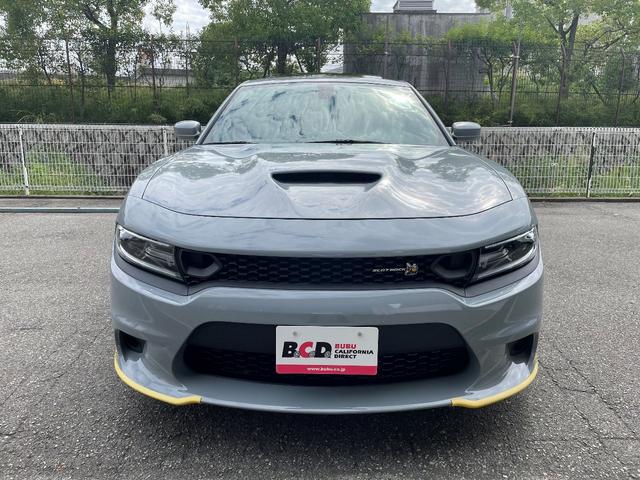RTスキャットパックプラス プラスGRP ダイナミクスPKG ドライバーコンビニエンスPKG パワーサンルーフ シートヒーター&ベンチレーション APPLEカープレイ&アンドロイドオート 純正20インチAW(15枚目)
