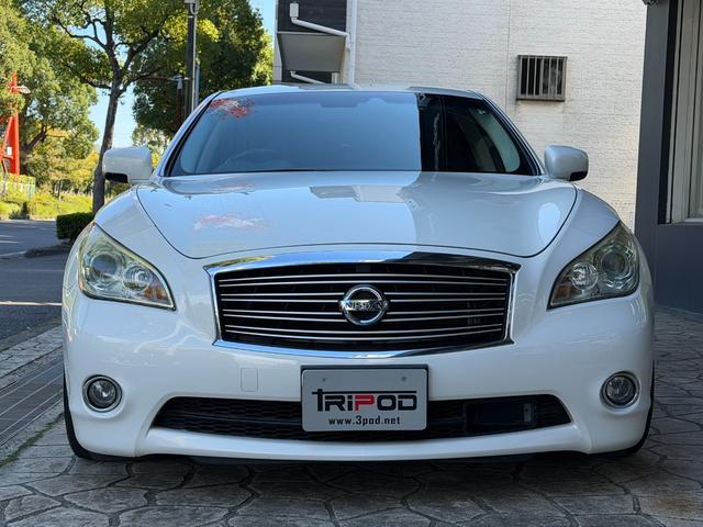 フーガハイブリッド ベースグレード　２０ＡＷ　ローダウン　ハーフレザーシート（4枚目）