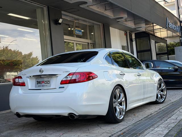 フーガハイブリッド ベースグレード　２０ＡＷ　ローダウン　ハーフレザーシート（7枚目）