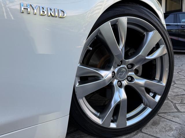 フーガハイブリッド ベースグレード　２０ＡＷ　ローダウン　ハーフレザーシート（9枚目）