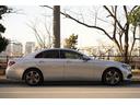 このＷ２１３型メルセデス・ベンツＥ２００の美しい画像や詳細な説明は”スワローカーズ”で検索！