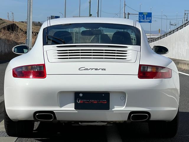 ９１１ ９１１カレラ　正規ディーラー車　ワンオーナー　走行１．５万キロ　ＰＡＳＭ　サンルーフ　シートヒーター　純正１８インチアルミホイール（18枚目）