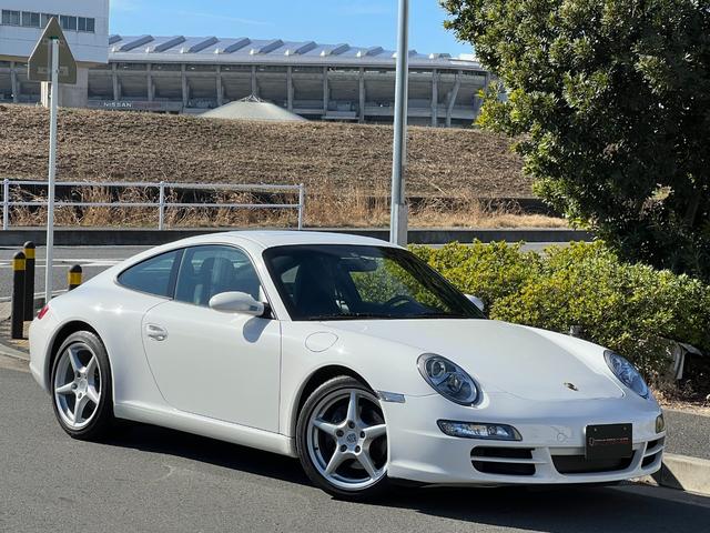 ９１１ ９１１カレラ　正規ディーラー車　ワンオーナー　走行１．５万キロ　ＰＡＳＭ　サンルーフ　シートヒーター　純正１８インチアルミホイール（22枚目）