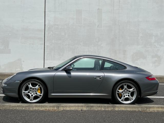 ９１１ ９１１カレラ　正規ディーラー車　６速マニュアル　スポーツエグゾースト　スポーツシート　ＰＡＳＭ　１９インチカレラＳホイール（19枚目）