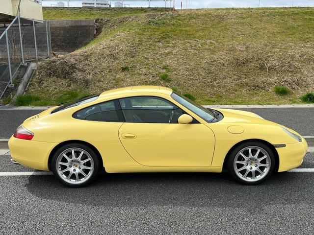 ９１１ ９１１カレラ　パステルイエロー　各リフレッシュ済み　シートヒーター　ドレープレザーシート　サンルーフ　パワーシート　メモリーシート　ナビゲーション　ＥＴＣ（15枚目）