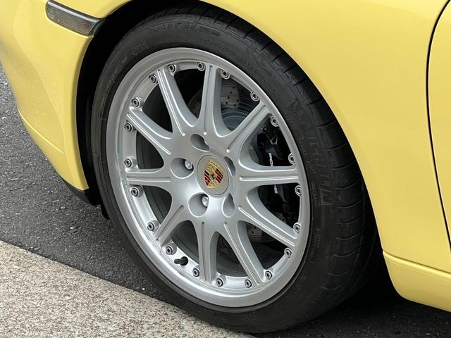 ９１１ ９１１カレラ　パステルイエロー　各リフレッシュ済み　シートヒーター　ドレープレザーシート　サンルーフ　パワーシート　メモリーシート　ナビゲーション　ＥＴＣ（23枚目）