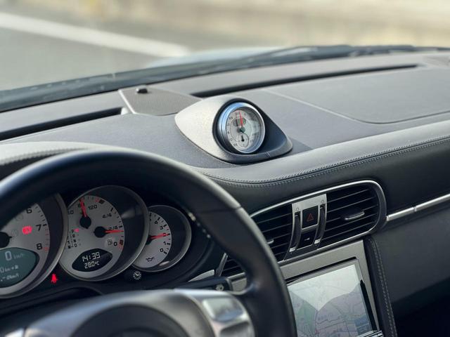 ９１１ ９１１カレラＳ　スポーツクロノＰＫＧ　オールレザインテリア　ＰＡＳＭ　クレストエンボスシート　シートヒーター　クルコン（40枚目）