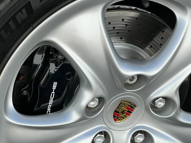 911 911カレラ OPカラー アリーナレッド グレーインテリア バックカメラ(4枚目)