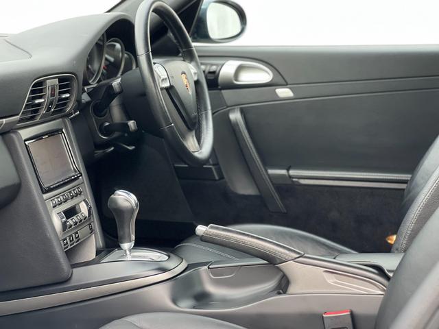 911 911カレラ4 スポエグ PASM シートヒーター サンルーフ オプションカラー、ダークティールメタリック(12枚目)