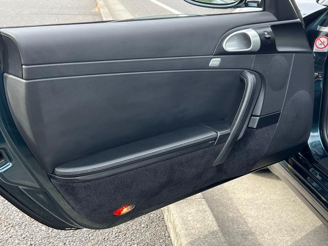 911 911カレラ4 スポエグ PASM シートヒーター サンルーフ オプションカラー、ダークティールメタリック(36枚目)