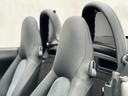 オプションのシートヒーターも装備。寒い時期にはうれしい装備です。エアコンより早く反応してシートから体を温めてくれます一度シートヒーターの快適さを味わうと無くてはならない必須装備といった印象になります。