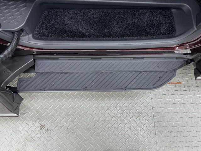 LM LM500h バージョンL バックカメラ エアバッグ キーレス ナビ&TV 革シート AWD 両側電動ドア 1オーナー車 スマートキー パワーシート ETC 地デジ クルーズコントロール LEDヘッドランプ ガラスサンルーフ(11枚目)