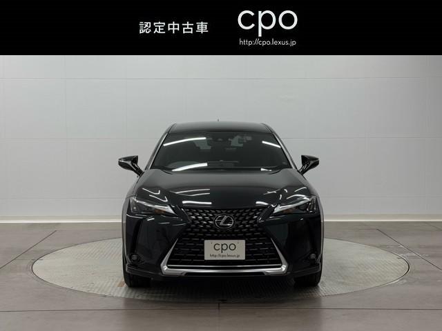 UX UX250h バージョンC バックモニター 地デジ 盗難防止システム LED キーレス ETC AUX スマートキー ナビ&TV 電動シート ESC アルミホイール DVD メモリーナビ ABS 記録簿 エアバッグ(2枚目)