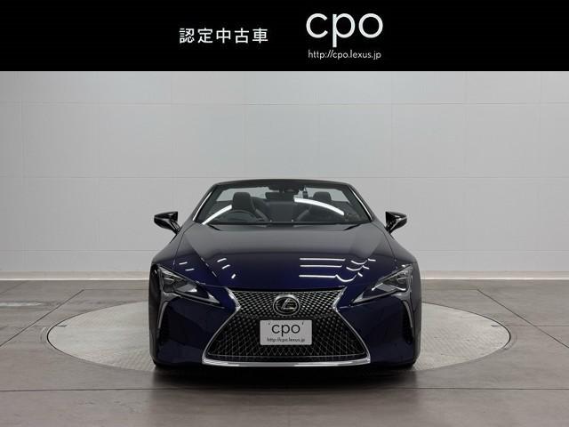 ＬＣ ＬＣ５００　コンバーチブル　レザーシート　ＬＥＤライト　アルミホイール　アダクティブクルーズコントロール　記録簿　盗難防止　サイドエアバッグ　電動シート　エアコン　横滑り防止機能　スマートキー　ＤＶＤ再生　ＥＴＣ　ＡＵＸ（2枚目）