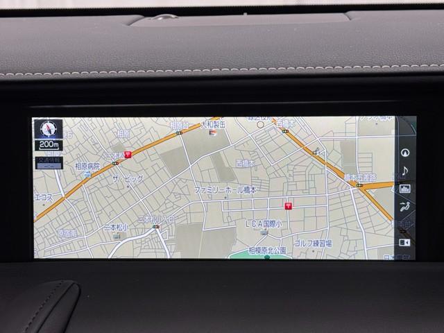 ＬＣ ＬＣ５００　コンバーチブル　レザーシート　ＬＥＤライト　アルミホイール　アダクティブクルーズコントロール　記録簿　盗難防止　サイドエアバッグ　電動シート　エアコン　横滑り防止機能　スマートキー　ＤＶＤ再生　ＥＴＣ　ＡＵＸ（7枚目）