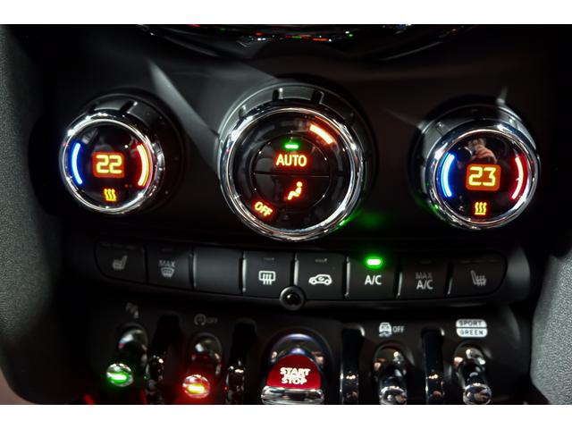 ＭＩＮＩ ジョンクーパーワークス　エッセンシャル・トリム　ジョンクーパーワークス　プレミアムプラスＰＫＧ　新車保証継承　ＪＣＷトリム　ビルシュタイン車高調（純正有り）　ハーマンカードン　革シート　アダプティブクルコン　ＨＵＤ　シートヒーター　ＴＶチューナー（19枚目）