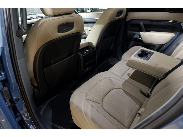 ディフェンダー 110S D300 ◆1年保証◆ エアサス レザーシート シートヒーター デジタルメーター 全方位モニター アダプティブクルコン サイドステップ ブラインドスポット CarPlay対応(8枚目)