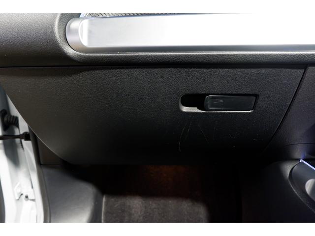 GLB GLB200d 4マチック AMGライン ◆1年保証◆ アドバンスドPKG メモリー付電動シート ヘッドアップディスプレイ パノラマサンルーフ シートヒーター ハンズフリーテールゲート 全方位モニター(49枚目)