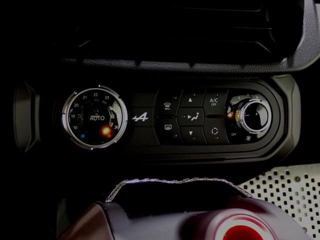 Ａ１１０ リネージ　認定中古車保証　ワンオーナー　純正アルミホイール　バックカメラ　ＥＴＣ　ドライブレコーダー　レーダー探知機　パドルシフト　シートヒーター（15枚目）