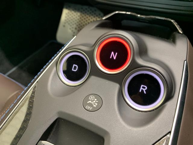 Ａ１１０ リネージ　認定中古車保証　ＥＴＣ　バックカメラ　サベルト製スポーツレザーシート　ＬＥＤライト　クルーズコントロール　ブレンボキャリパー　ＦＯＣＡＬスピーカー　カーボンインテリアパネル（15枚目）