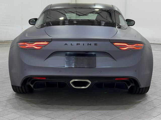 Ａ１１０ 　認定中古車保証　パドルシフト　純正１８インチアルミホイール　オレンジブレーキキャリパー　ＥＴＣ　プッシュスターター　スポーツモード　バックカメラ　純正ディスプレイ　ＦＯＣＡＬサウンド　ハーフレザー（33枚目）