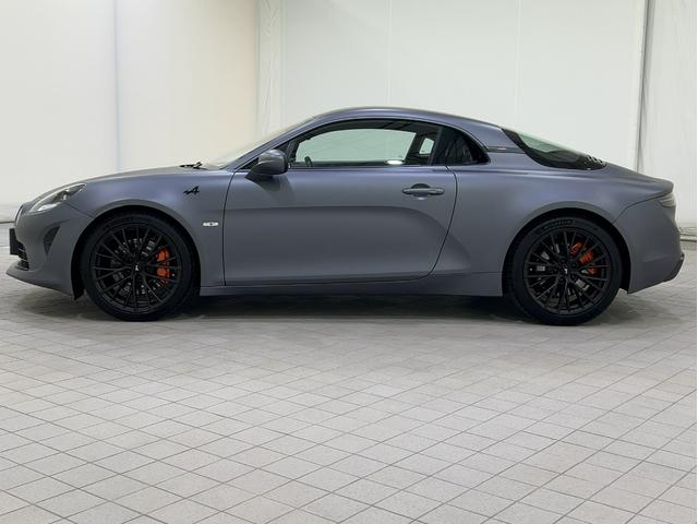 Ａ１１０ 　認定中古車保証　パドルシフト　純正１８インチアルミホイール　オレンジブレーキキャリパー　ＥＴＣ　プッシュスターター　スポーツモード　バックカメラ　純正ディスプレイ　ＦＯＣＡＬサウンド　ハーフレザー（38枚目）