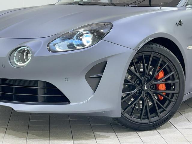 Ａ１１０ 　認定中古車保証　パドルシフト　純正１８インチアルミホイール　オレンジブレーキキャリパー　ＥＴＣ　プッシュスターター　スポーツモード　バックカメラ　純正ディスプレイ　ＦＯＣＡＬサウンド　ハーフレザー（39枚目）