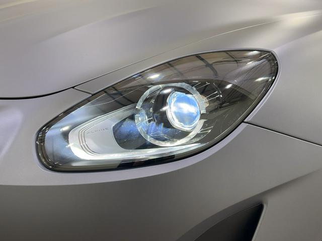 Ａ１１０ 　認定中古車保証　パドルシフト　純正１８インチアルミホイール　オレンジブレーキキャリパー　ＥＴＣ　プッシュスターター　スポーツモード　バックカメラ　純正ディスプレイ　ＦＯＣＡＬサウンド　ハーフレザー（40枚目）