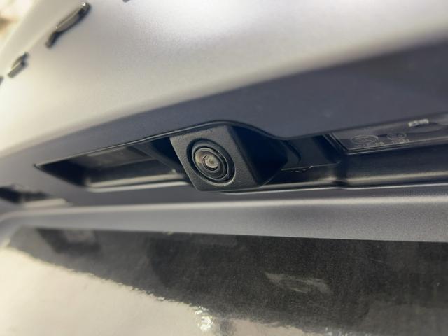 Ａ１１０ 　認定中古車保証　パドルシフト　純正１８インチアルミホイール　オレンジブレーキキャリパー　ＥＴＣ　プッシュスターター　スポーツモード　バックカメラ　純正ディスプレイ　ＦＯＣＡＬサウンド　ハーフレザー（45枚目）