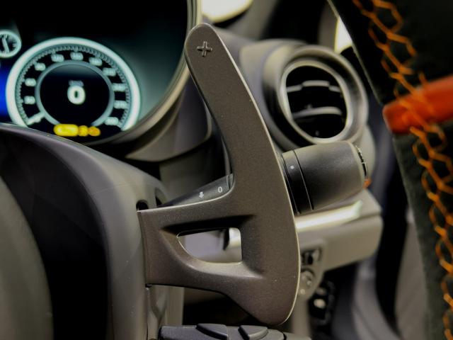 Ａ１１０ 　認定中古車保証　パドルシフト　純正１８インチアルミホイール　オレンジブレーキキャリパー　ＥＴＣ　プッシュスターター　スポーツモード　バックカメラ　純正ディスプレイ　ＦＯＣＡＬサウンド　ハーフレザー（58枚目）