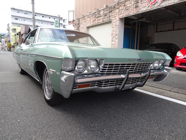 シボレーインパラ ベースグレード　ファストバッククーペ・ＡＣ・３０７／３５０・国内新規登録・（3枚目）