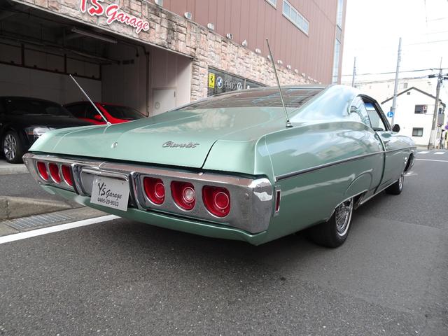 シボレーインパラ ベースグレード　ファストバッククーペ・ＡＣ・３０７／３５０・国内新規登録・（8枚目）