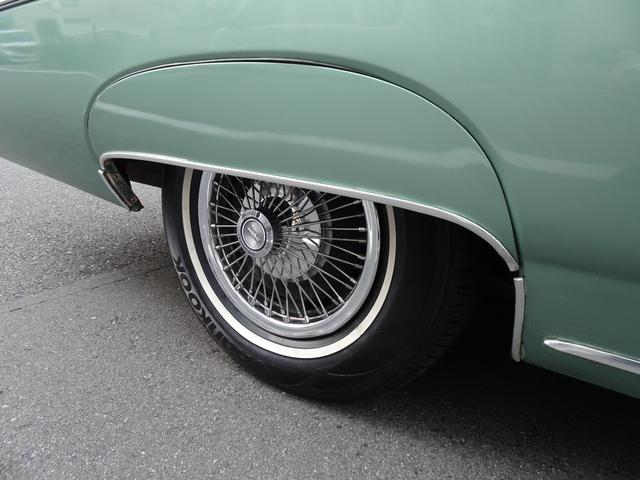 シボレーインパラ ベースグレード　ファストバッククーペ・ＡＣ・３０７／３５０・国内新規登録・（33枚目）