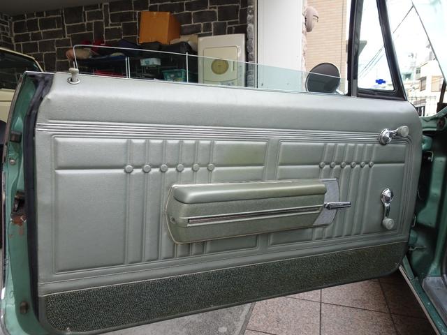 シボレーインパラ ベースグレード　ファストバッククーペ・ＡＣ・３０７／３５０・国内新規登録・（48枚目）