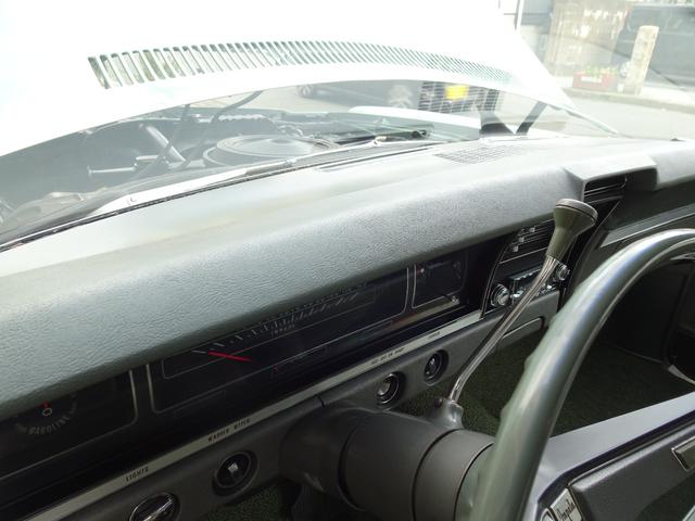 シボレーインパラ ベースグレード　ファストバッククーペ・ＡＣ・３０７／３５０・国内新規登録・（52枚目）