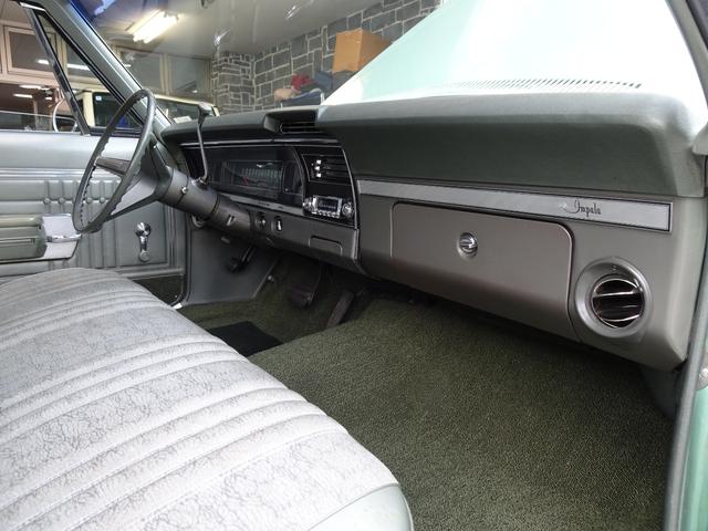 シボレーインパラ ベースグレード　ファストバッククーペ・ＡＣ・３０７／３５０・国内新規登録・（59枚目）