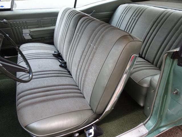 シボレーインパラ ベースグレード　ファストバッククーペ・ＡＣ・３０７／３５０・国内新規登録・（73枚目）