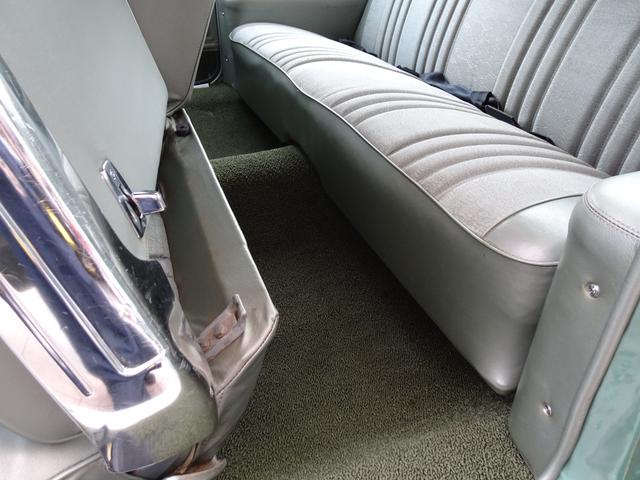 シボレーインパラ ベースグレード　ファストバッククーペ・ＡＣ・３０７／３５０・国内新規登録・（75枚目）