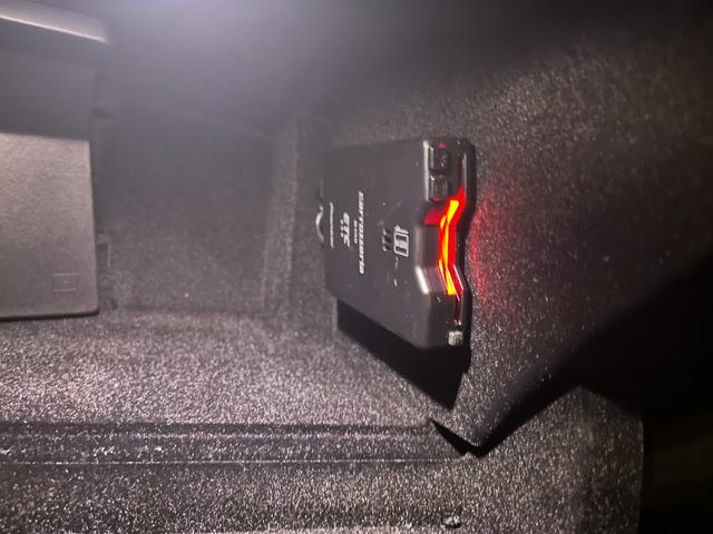 ３０８ ＧＴ　ブルーＨＤｉ　純正ナビ　ドラレコ　ＥＴＣ　新車保証継承　スマートキー　ヒーター付電動シート　　全方向カメラ　ＬＥＤヘッドライト　ＡＣＣ　レーンキープ　ブラインドスポット　純正１８ＡＷ　カープレイ　アンドロイドオート（25枚目）