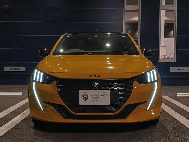 PEUGEOT 208 GT LINE